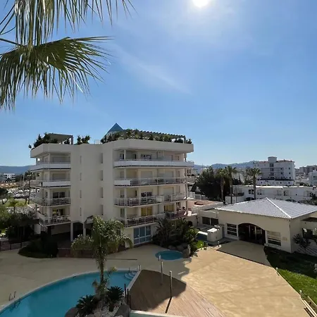 Bonito Piso En Con Piscina Y Parking Av-66