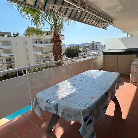 Bonito Piso En Con Piscina Y Parking * Roses