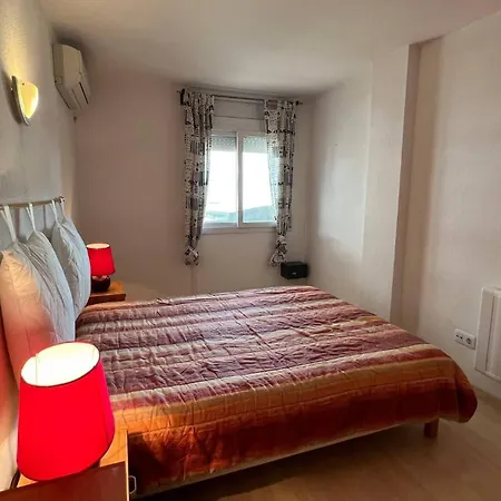 Bonito Piso En Con Piscina Y Parking Av-66